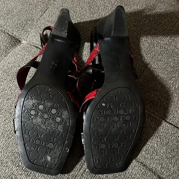 Franco Sarto Red Snakeskin Strappy Sandals With Wood Heel. Size 9 - Picture 4 of 10